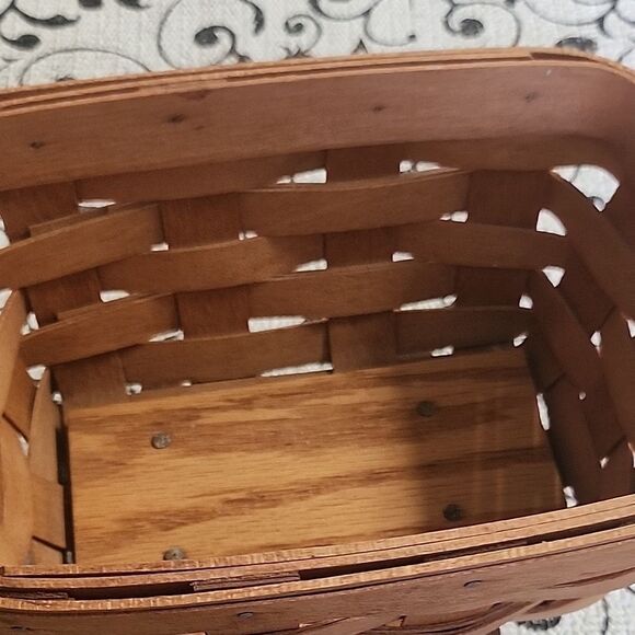 1993 Longaberger Woven Cradle  Basket - Picture 6 of 9